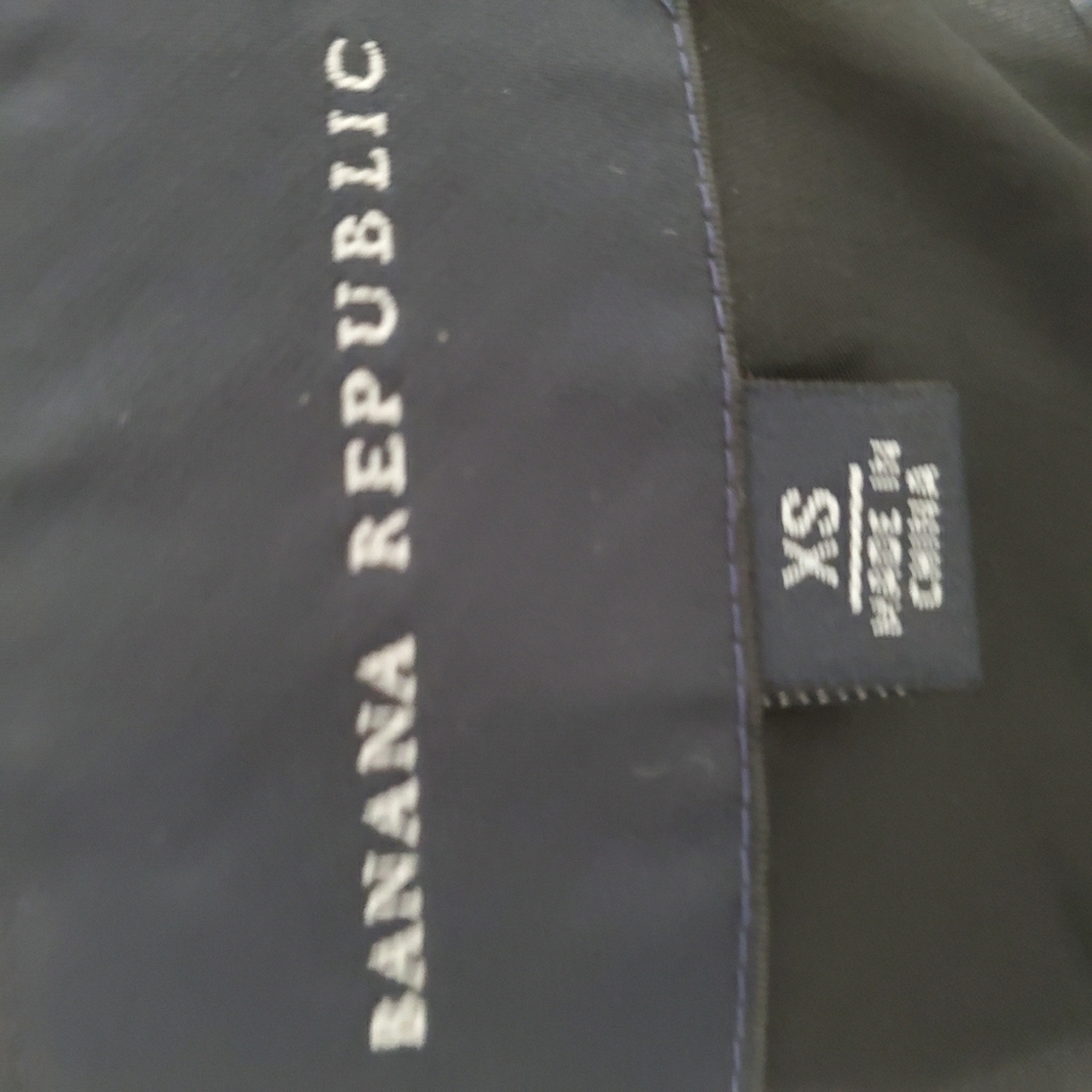 Banana Republic Puffer Jacket - Picture 6 of 7